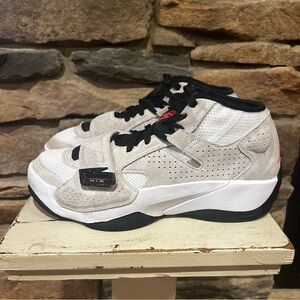 Air Jordan Zion 2 White and Black Sneakers youth size 7